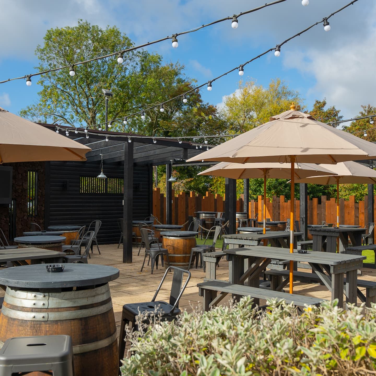 Good food & great times at The Hollybush